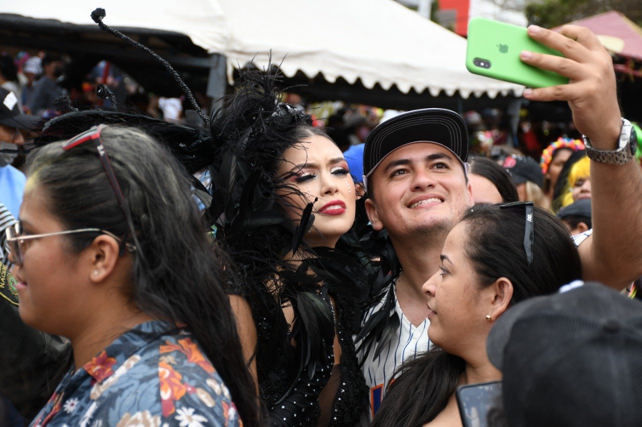 En imágenes, así se vivió el desfile de la 84 Te lo cuento YA!