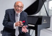 Muere Eddie Palmieri, leyenda del jazz y la salsa y ganador del primer Grammy en una categoría latina